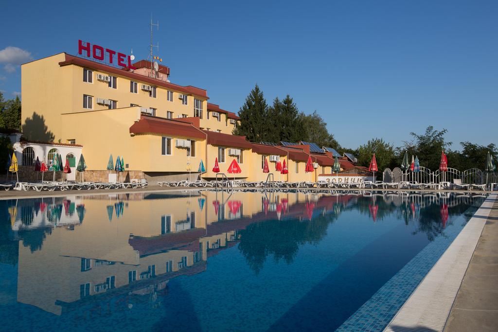 Zornica Hotel Kazanłyk Zewnętrze zdjęcie